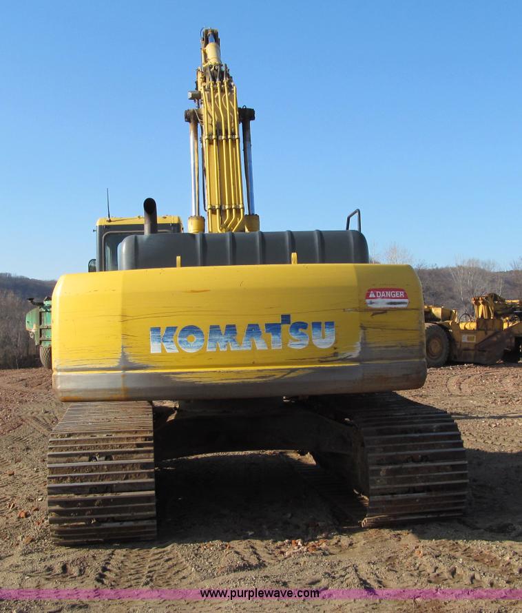 image for item F5628 2005 Komatsu PC400LC-7 excavator
