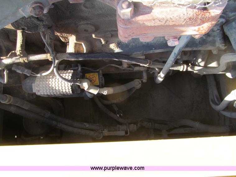 image for item F5628 2005 Komatsu PC400LC-7 excavator