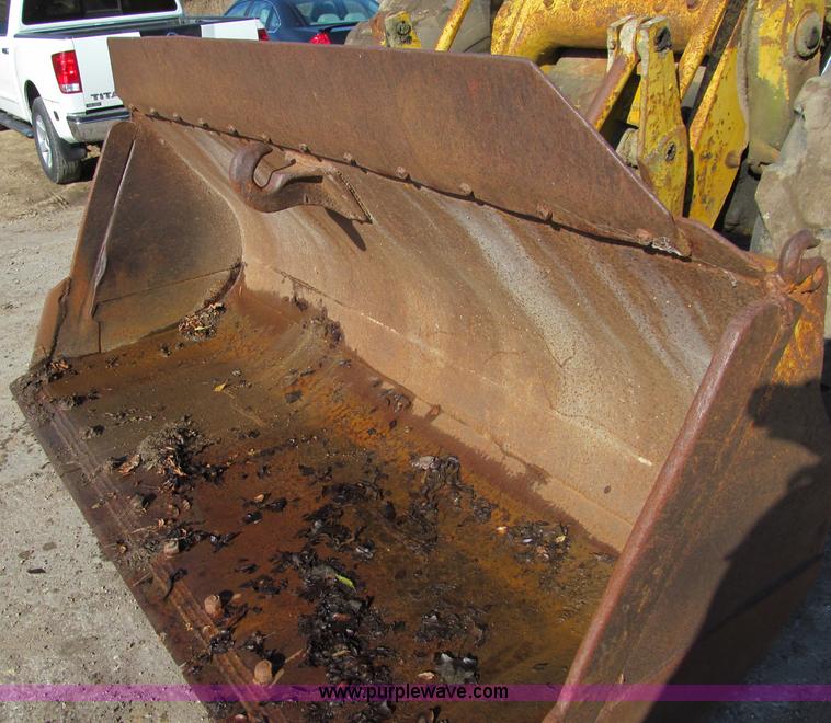 image for item F5630 1965 Caterpillar 950 wheel loader