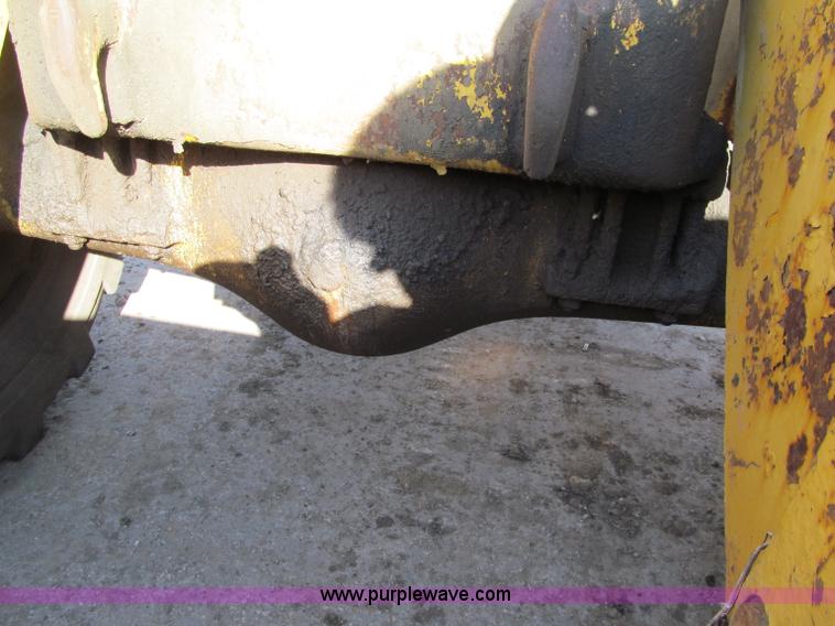 image for item F5630 1965 Caterpillar 950 wheel loader