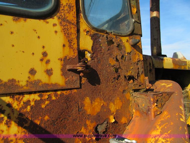 image for item F5630 1965 Caterpillar 950 wheel loader