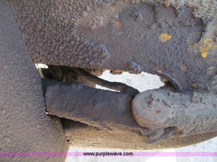 image for item F5630 1965 Caterpillar 950 wheel loader