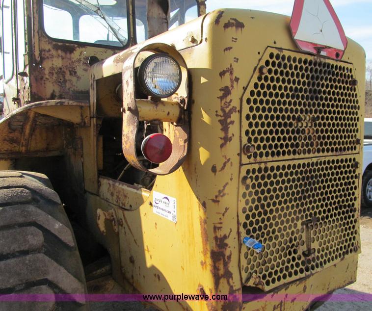 image for item F5630 1965 Caterpillar 950 wheel loader