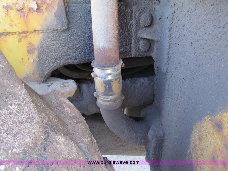 image for item F5630 1965 Caterpillar 950 wheel loader