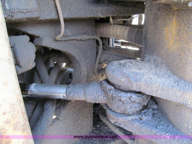 image for item F5630 1965 Caterpillar 950 wheel loader