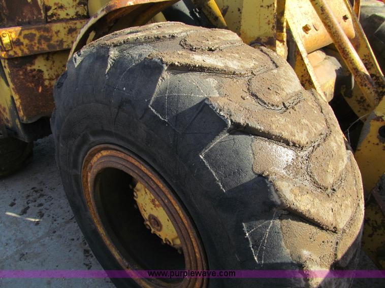 image for item F5630 1965 Caterpillar 950 wheel loader