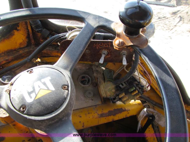 image for item F5630 1965 Caterpillar 950 wheel loader