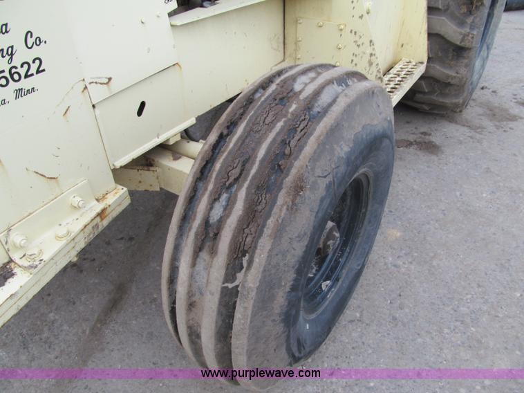 image for item F5634 Ingersoll Rand RT-708 rough terrain forklift