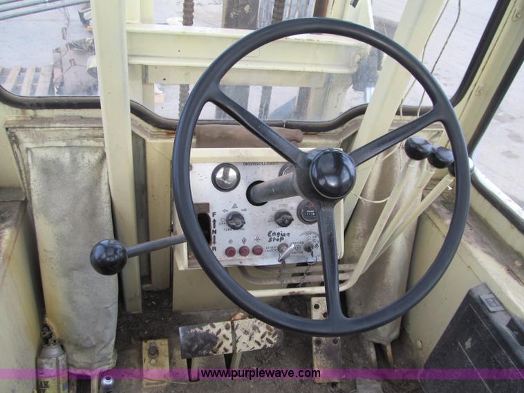 image for item F5634 Ingersoll Rand RT-708 rough terrain forklift