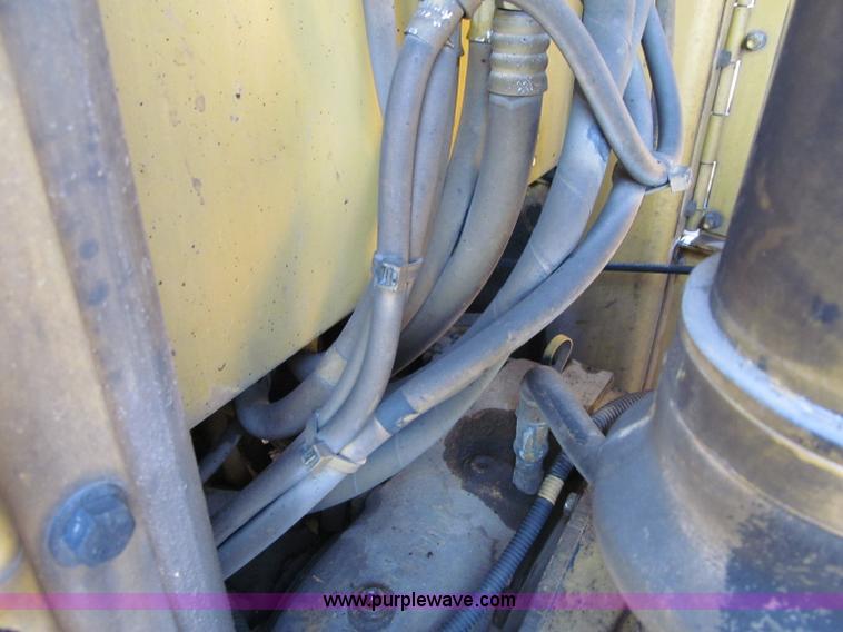 image for item F5635 Caterpillar CP-433B vibratory padfoot compactor