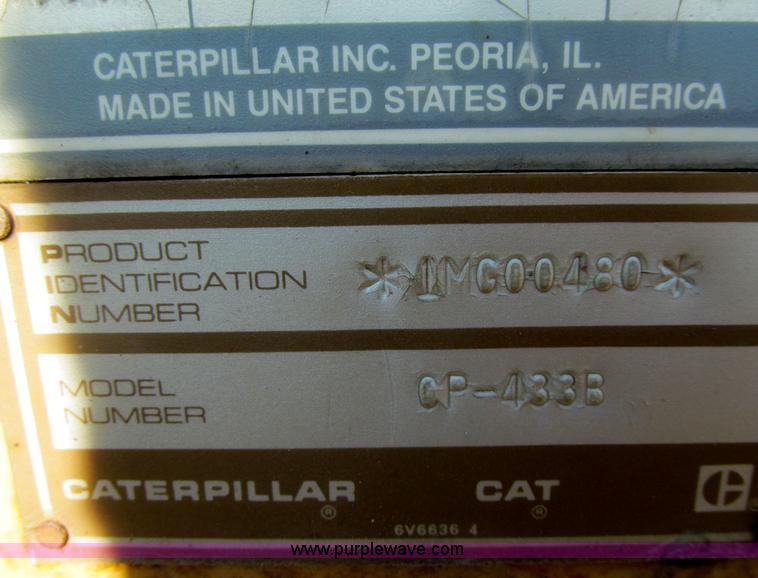 image for item F5635 Caterpillar CP-433B vibratory padfoot compactor