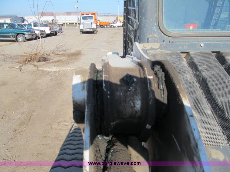 image for item F5636 2008 Bobcat T250 skid steer