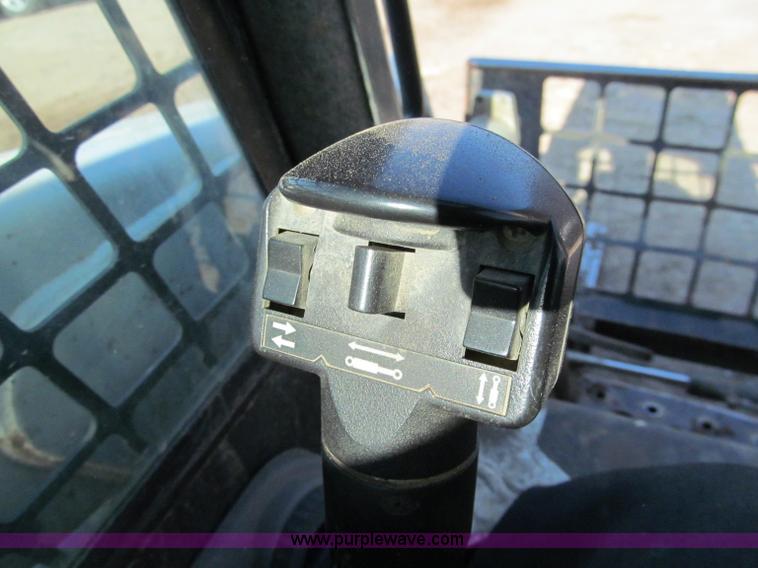 image for item F5636 2008 Bobcat T250 skid steer