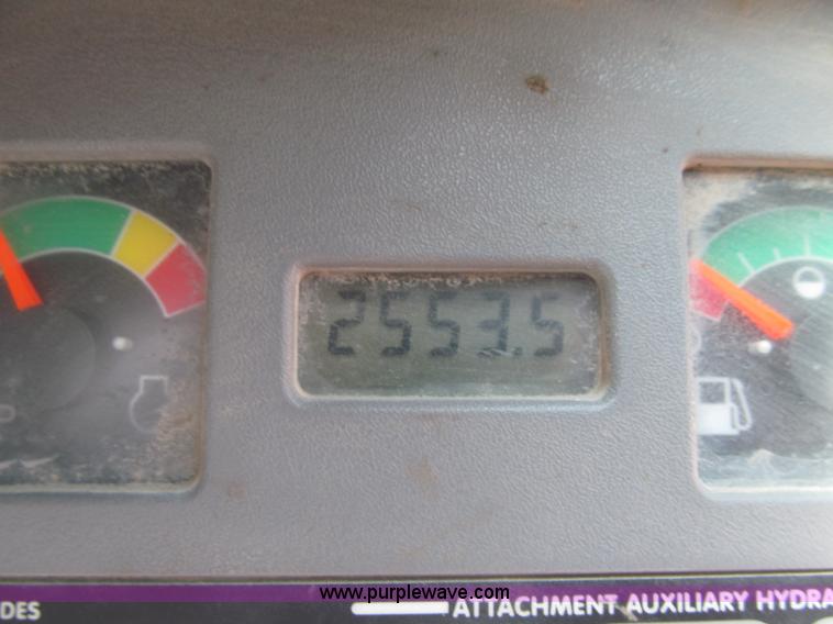 image for item F5636 2008 Bobcat T250 skid steer