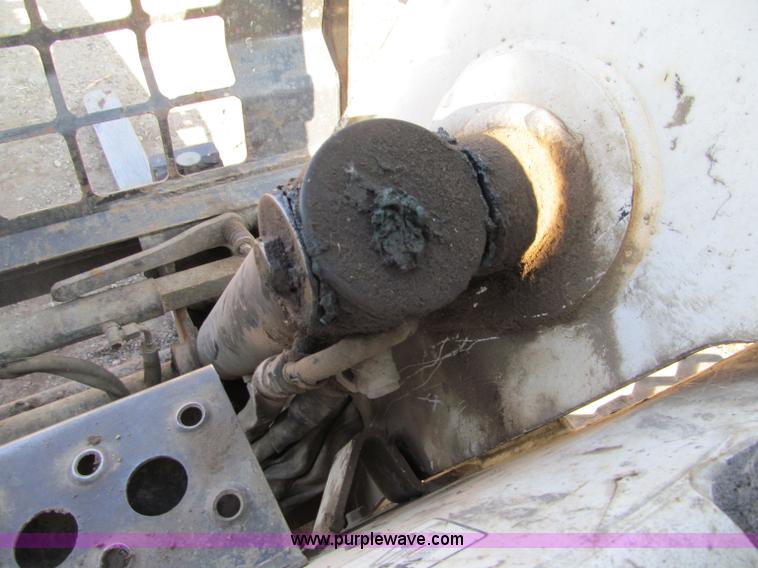 image for item F5636 2008 Bobcat T250 skid steer