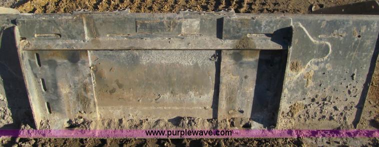 image for item F5636 2008 Bobcat T250 skid steer