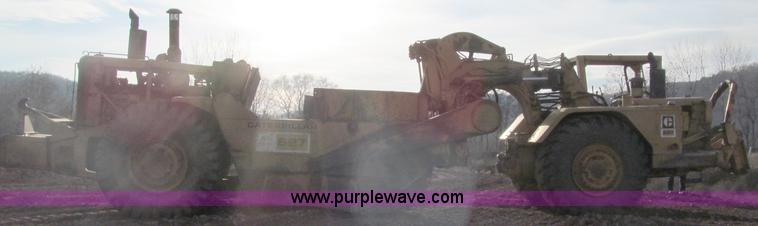 image for item F5637 1971 Caterpillar 627 twin engine motor scraper
