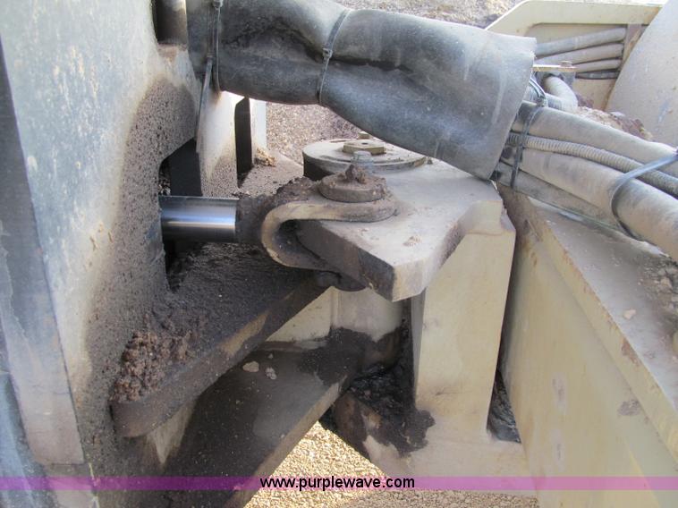 image for item F5638 2004 Ingersoll Rand SD-77DX TF vibratory smooth drum roller