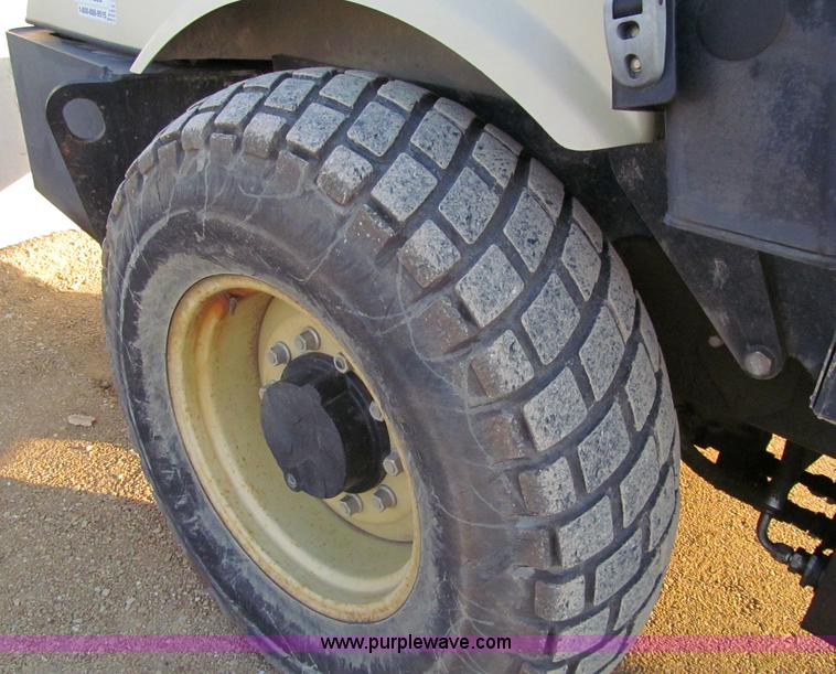 image for item F5638 2004 Ingersoll Rand SD-77DX TF vibratory smooth drum roller