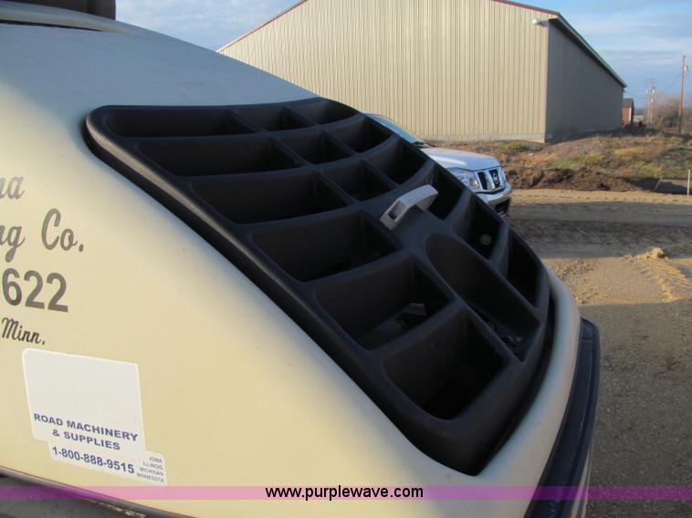 image for item F5638 2004 Ingersoll Rand SD-77DX TF vibratory smooth drum roller