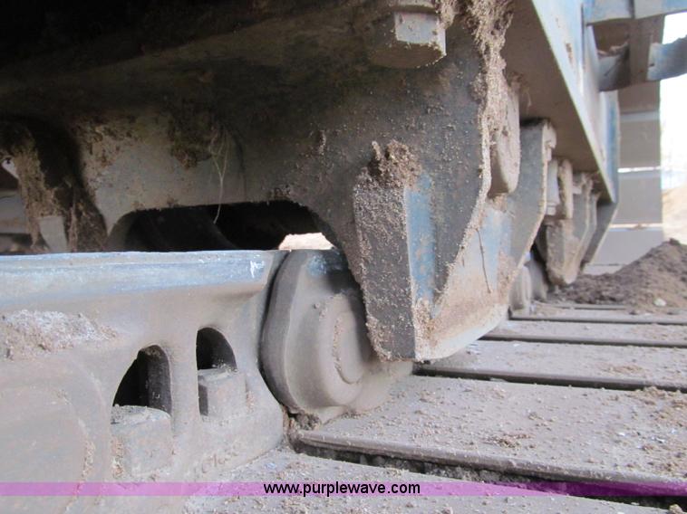 image for item F5639 2007 Komatsu PC270LC-8 excavator