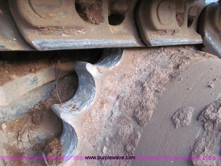 image for item F5639 2007 Komatsu PC270LC-8 excavator