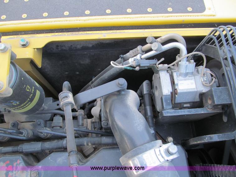 image for item F5639 2007 Komatsu PC270LC-8 excavator