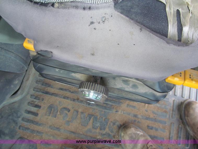 image for item F5639 2007 Komatsu PC270LC-8 excavator