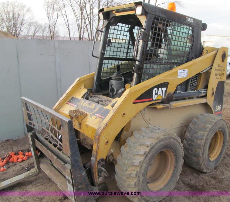 image for item F5640 2001 Caterpillar 246 Turbo skid steer