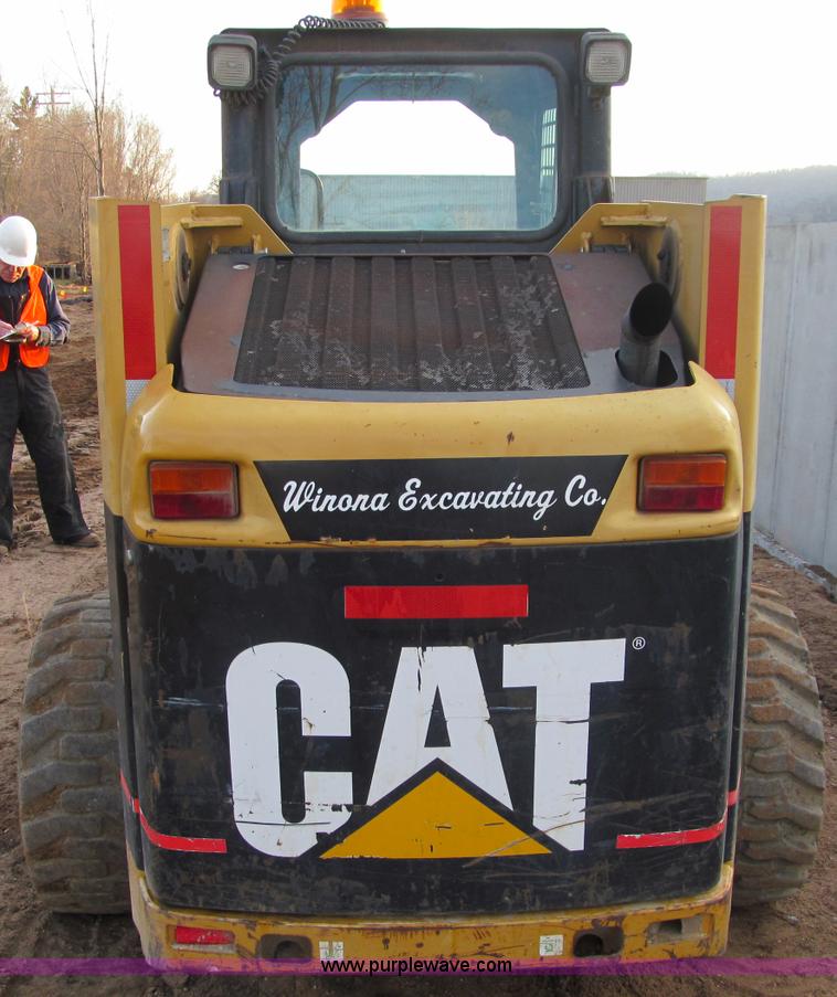 image for item F5640 2001 Caterpillar 246 Turbo skid steer