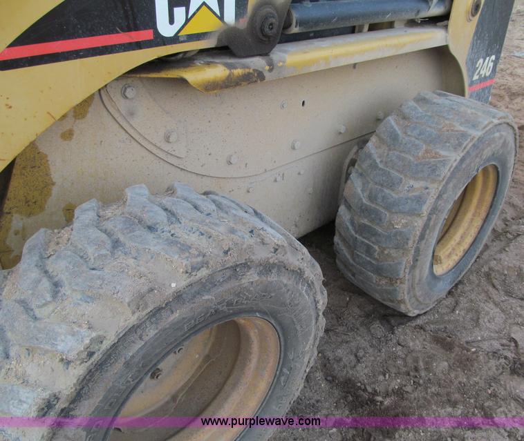 image for item F5640 2001 Caterpillar 246 Turbo skid steer