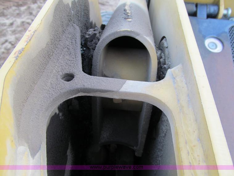 image for item F5640 2001 Caterpillar 246 Turbo skid steer