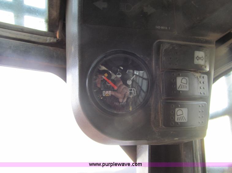 image for item F5640 2001 Caterpillar 246 Turbo skid steer