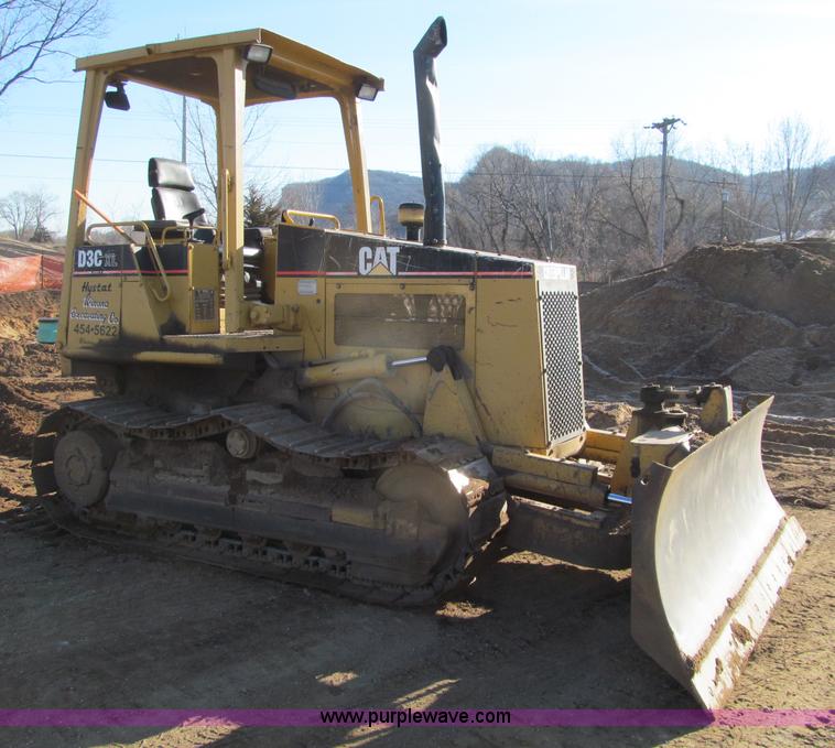 image for item F5641 1997 Caterpillar D3CXL III Hystat dozer