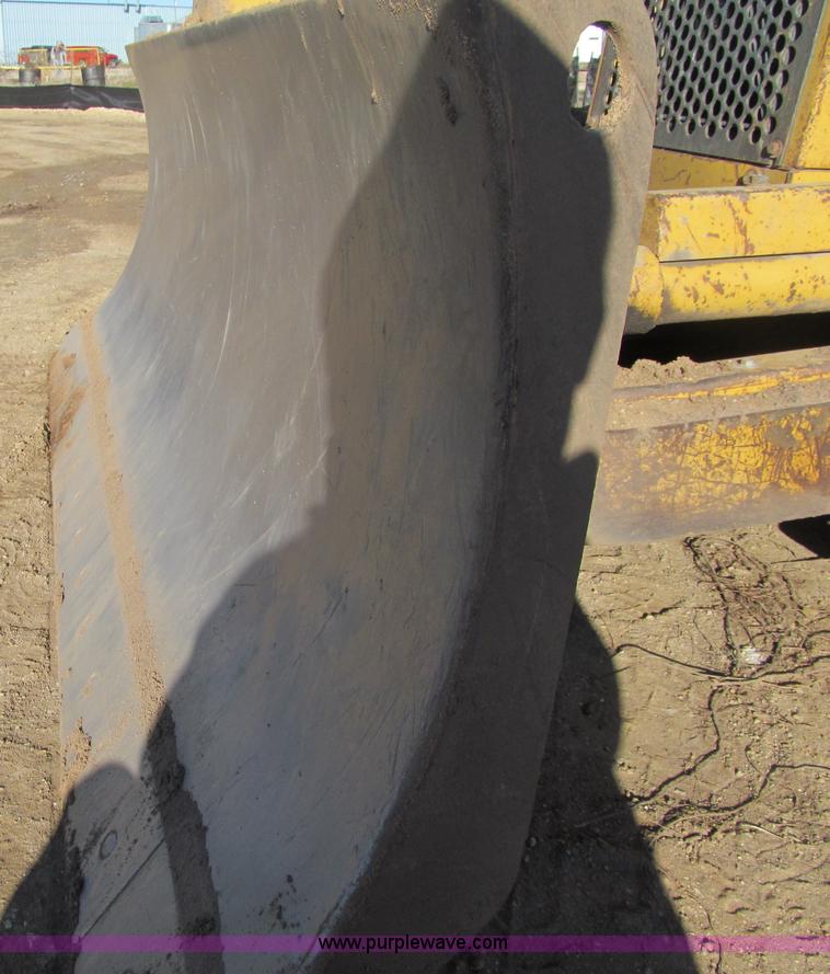 image for item F5641 1997 Caterpillar D3CXL III Hystat dozer