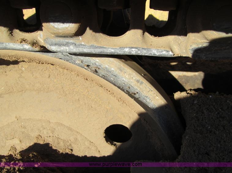 image for item F5641 1997 Caterpillar D3CXL III Hystat dozer