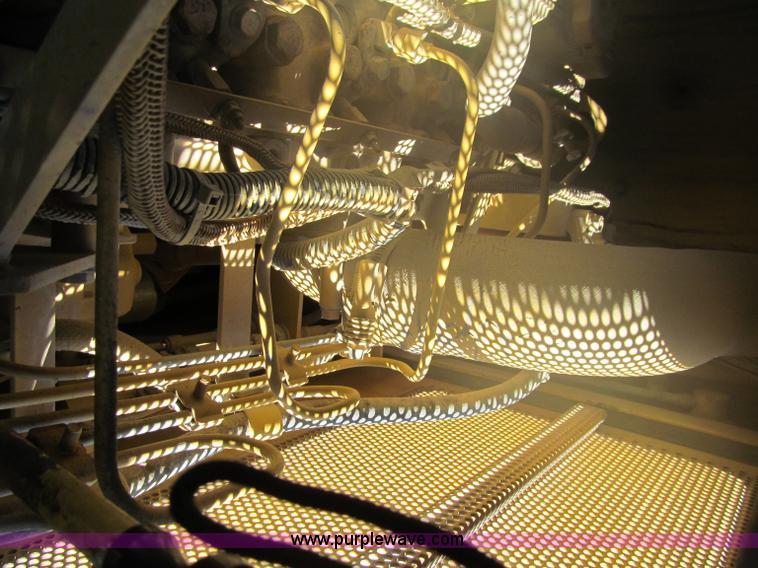 image for item F5641 1997 Caterpillar D3CXL III Hystat dozer