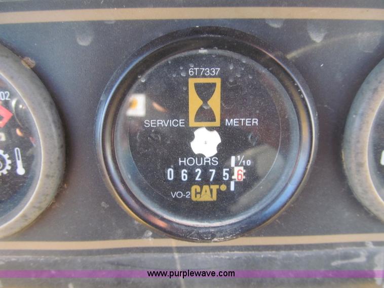 image for item F5641 1997 Caterpillar D3CXL III Hystat dozer