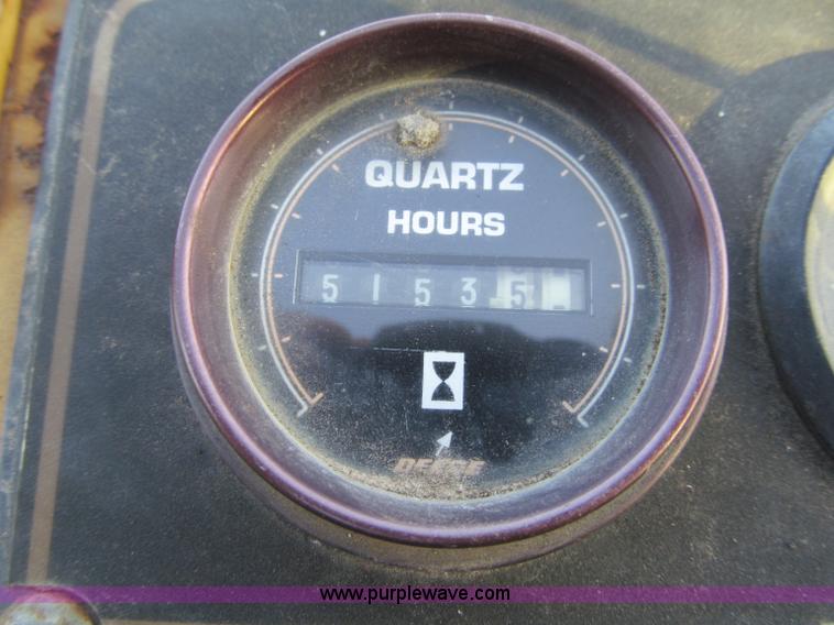 image for item F5643 Caterpillar CP-433B vibratory padfoot compactor