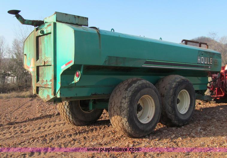 image for item F5660 Houle 6000 tandem axle liquid tank trailer