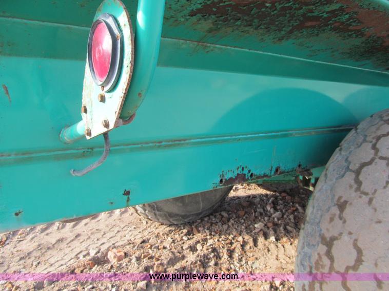 image for item F5660 Houle 6000 tandem axle liquid tank trailer