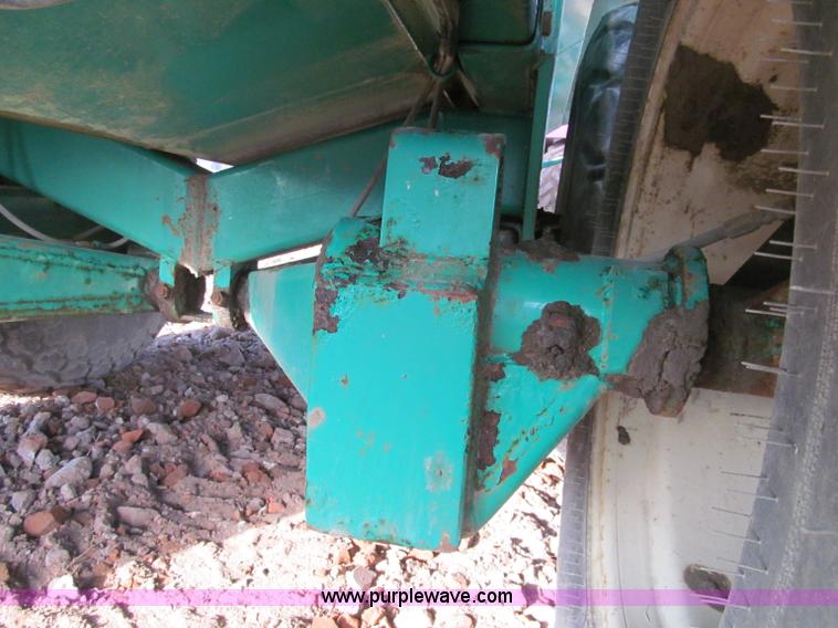 image for item F5660 Houle 6000 tandem axle liquid tank trailer