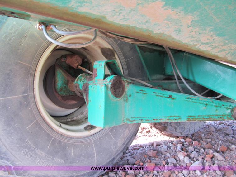 image for item F5660 Houle 6000 tandem axle liquid tank trailer