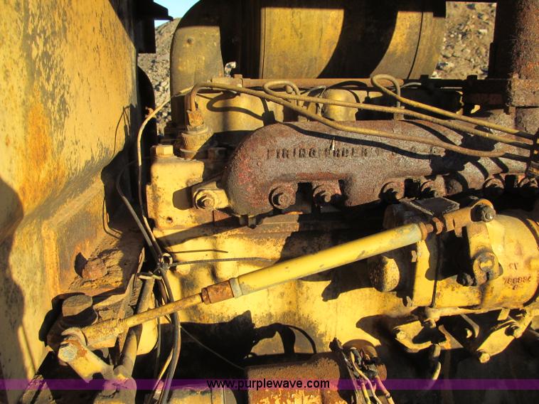 image for item F5681 1970 Caterpillar 12F motor grader