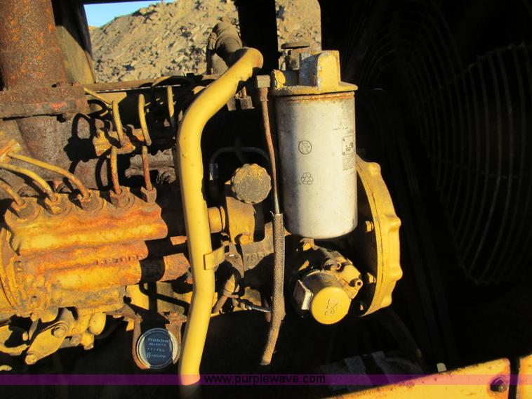 image for item F5681 1970 Caterpillar 12F motor grader