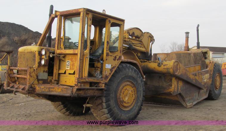 image for item F5682 1969 Caterpillar 627 twin engine motor scraper