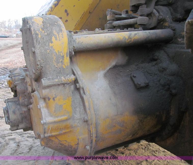 image for item F5682 1969 Caterpillar 627 twin engine motor scraper