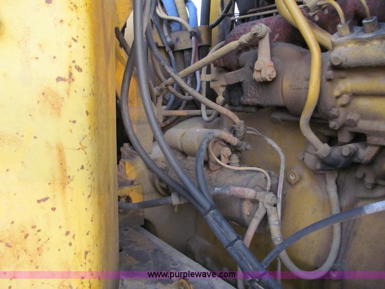 image for item F5682 1969 Caterpillar 627 twin engine motor scraper