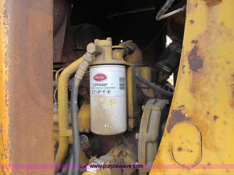 image for item F5682 1969 Caterpillar 627 twin engine motor scraper