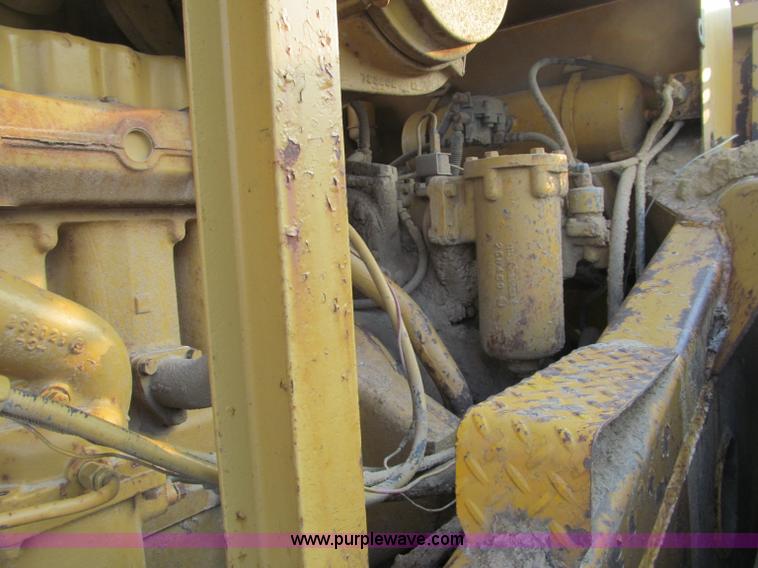 image for item F5682 1969 Caterpillar 627 twin engine motor scraper